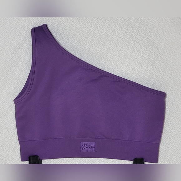 Bo+Tee Empowered Seamless Asymmetrical Cropped Top Size XLarge - Picture 3 of 5